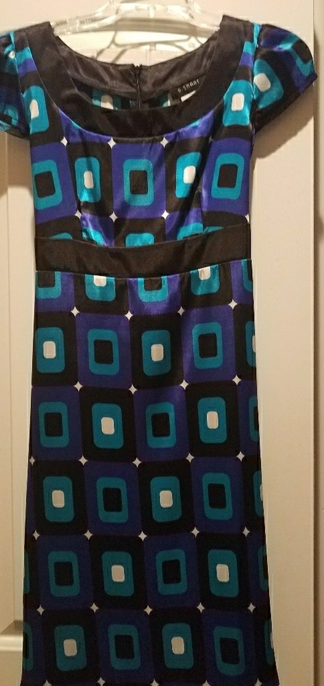 Geometric print dress